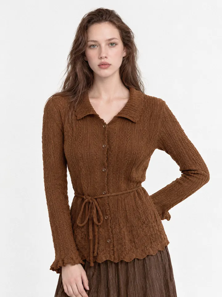 Half-body fashion e-commerce model image, view 08