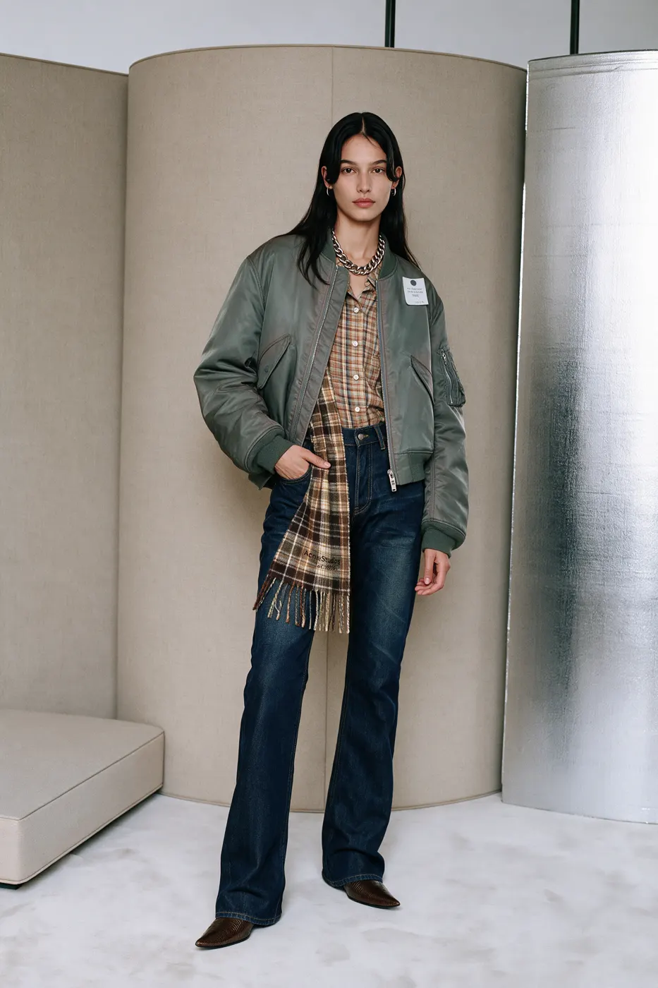ACNE-inspired fashion lookbook image, view 03