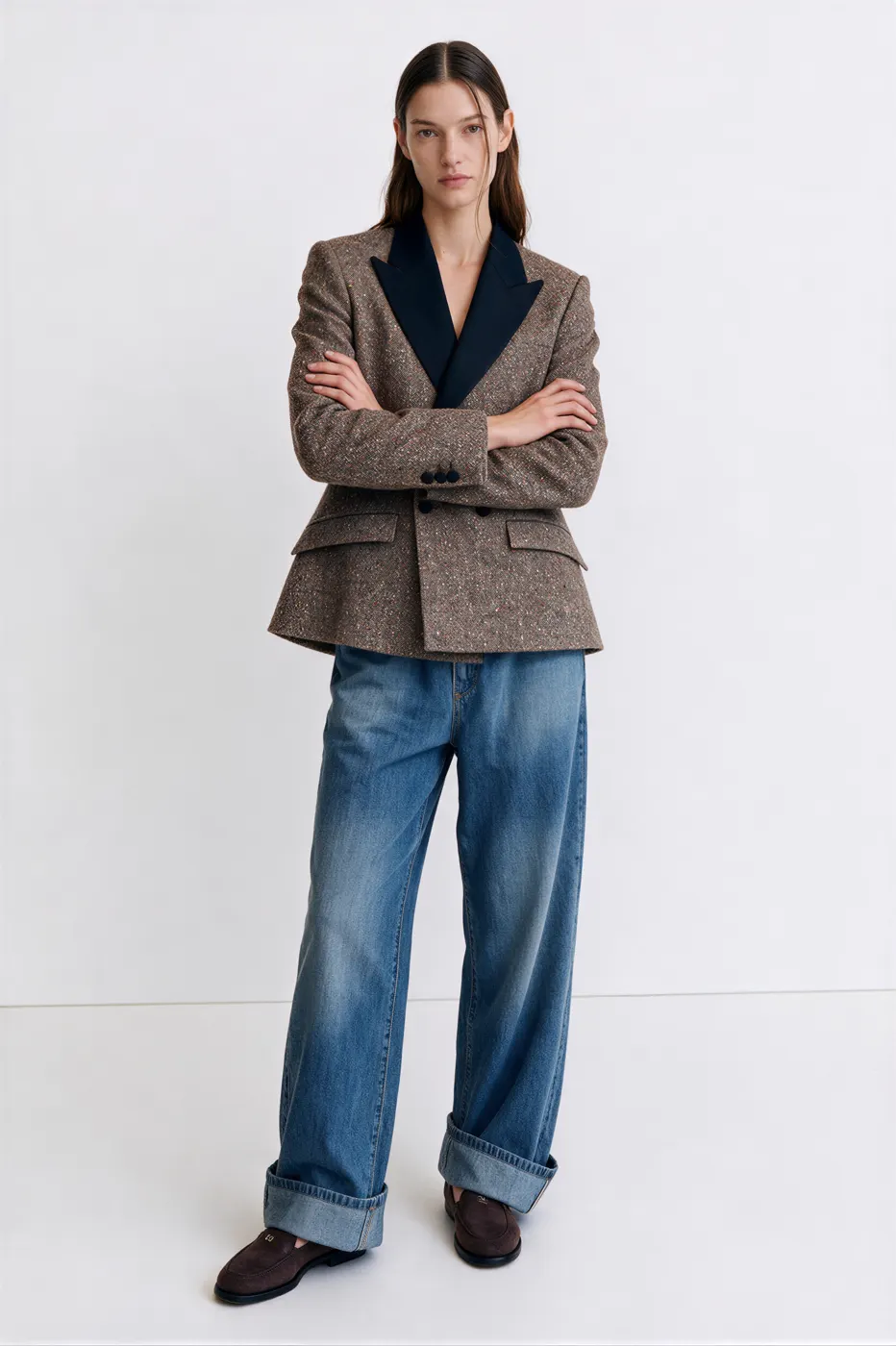 Dior-inspired fashion lookbook image, view 05