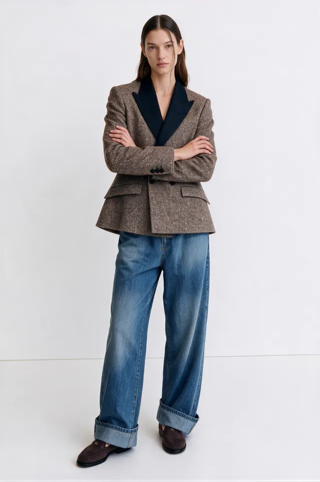 Dior-inspired fashion lookbook image, view 05