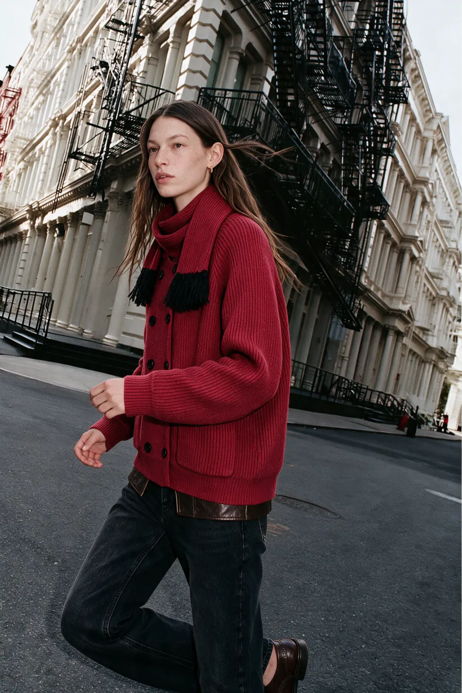 Red fashion lookbook image, view 05