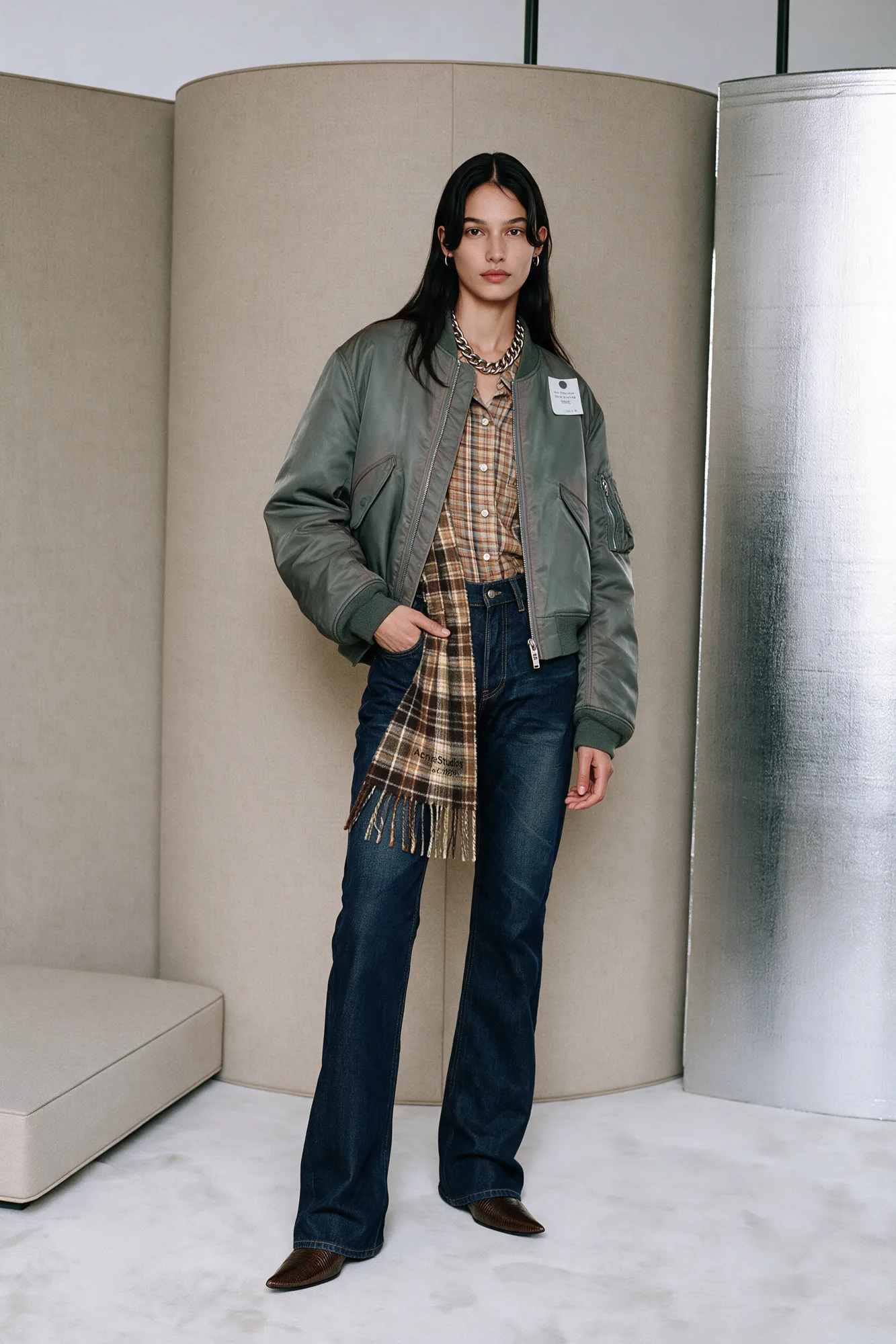 ACNE-inspired fashion lookbook image, view 03